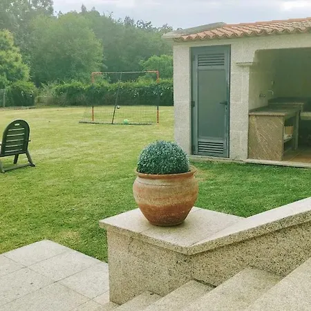 Gran Casa Pareada Con Piscina En Vigo * Βίγκο