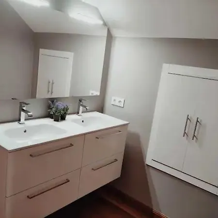 Gran Casa Pareada Con Piscina En Vigo Σπίτι διακοπών Βίγκο